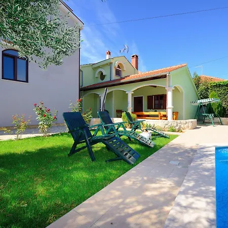 Marinko, No 2 Appartement *