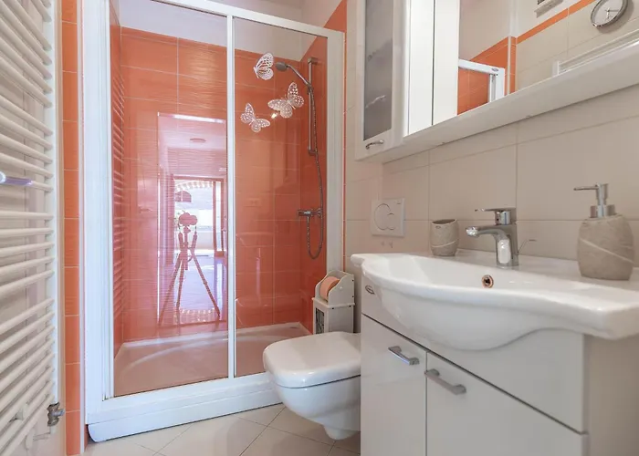 Marinko, No 2 דירה