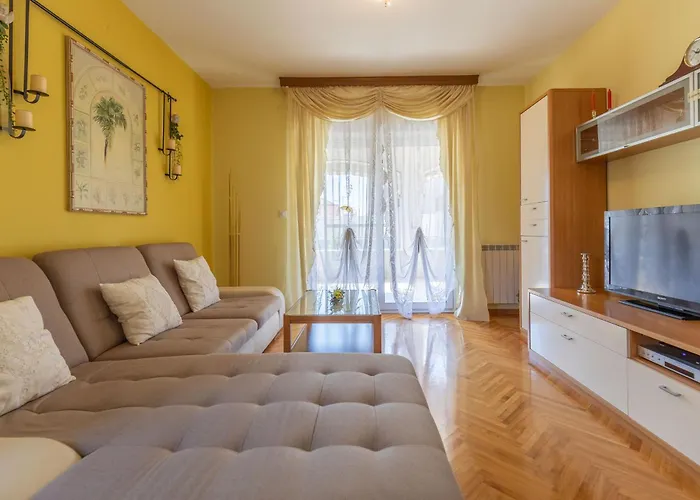 Marinko, No 2 *