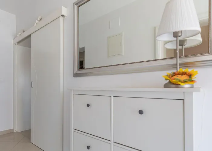 Marinko, No 2 Apartment *